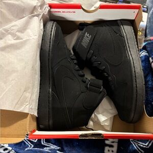 Nike Court Borough Mid 2 Youth Black Sneakers